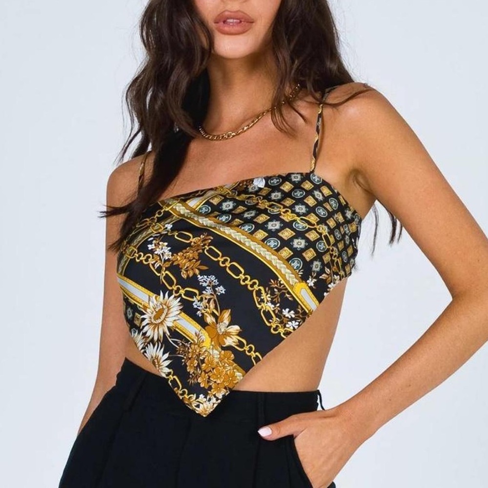 ✨PRINCESS POLLY BANDANA TOP✨
